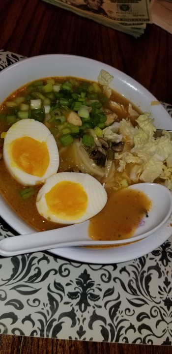 Pikante Thai Suppe mit Kokos und Hühnchen von mila_d | Chefkoch