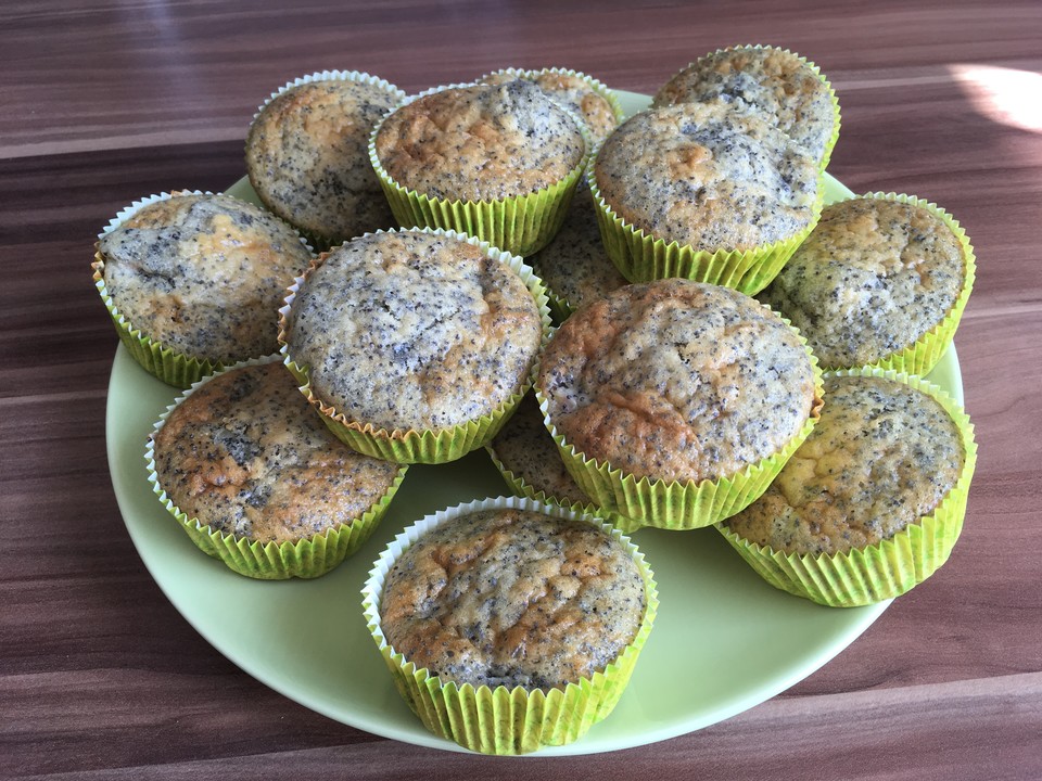 Rhabarber - Mohn - Muffins von Rocky73 | Chefkoch
