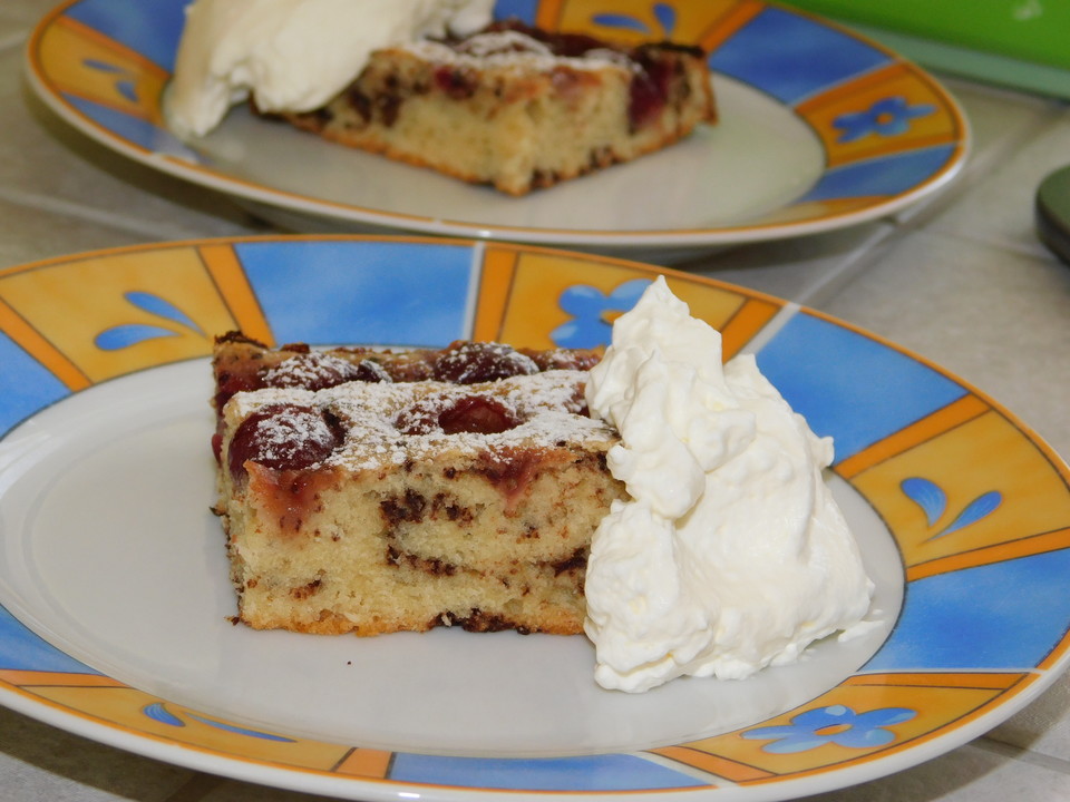 Versunkener Kirsch - Schoko - Kuchen von Xeyna | Chefkoch