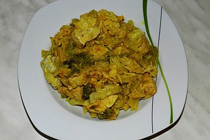 Currywirsing mit Hähnchen (Bild)