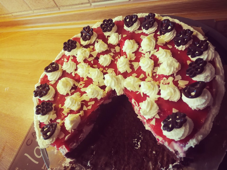Schoko - Mandel - Erdbeertorte von caroline48 | Chefkoch