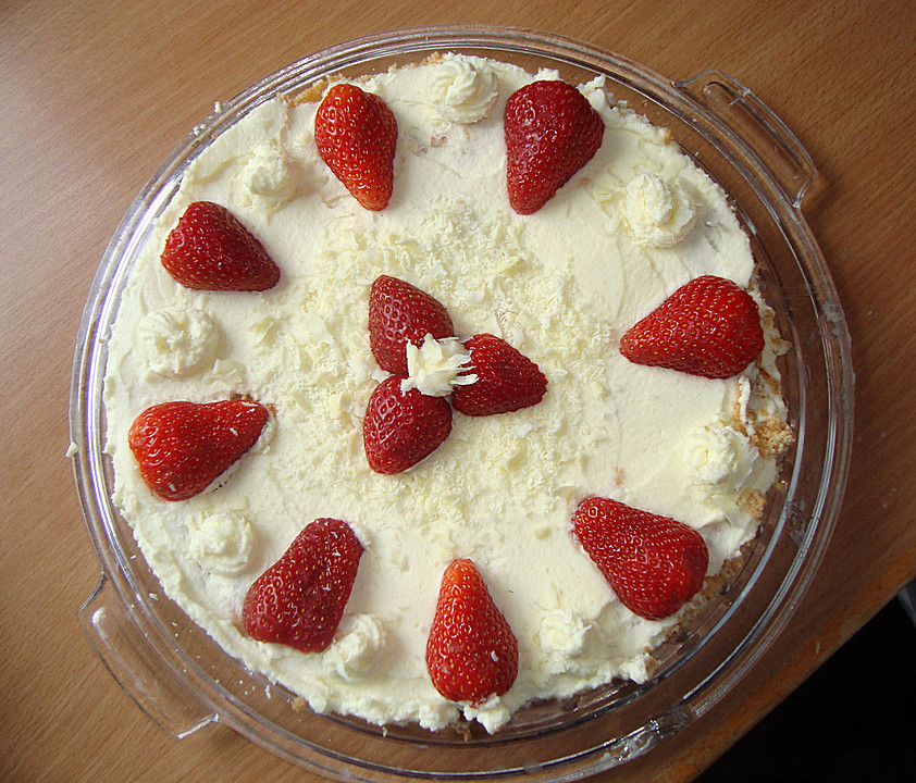 Erdbeer - Zitronen - Torte mit weißer Schokolade von moorrose | Chefkoch.de