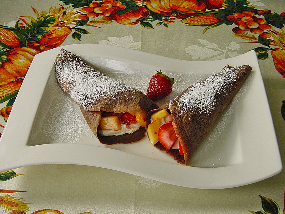 Schokoladen Crepes mit ApfelFüllung