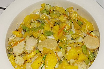 Jakobsmuschel - Mango - Frühlingszwiebel Salat (Bild)