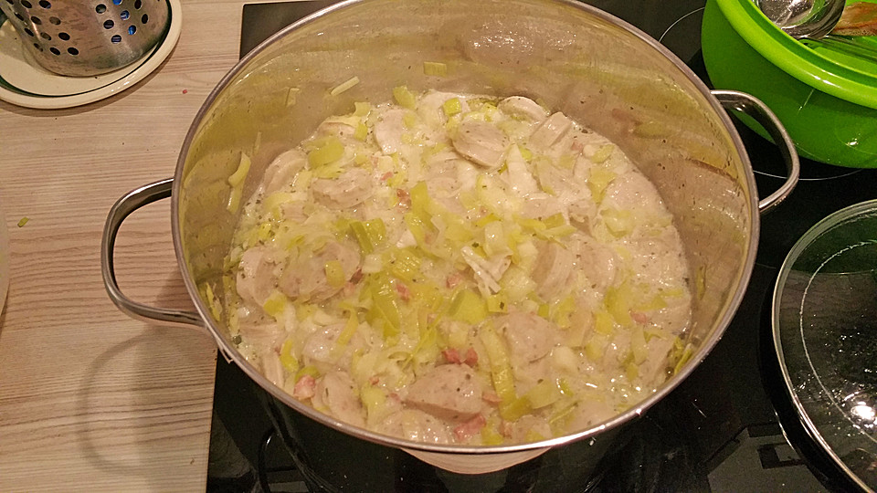 Porree - Eintopf mit feiner Bratwurst von Eizbär | Chefkoch
