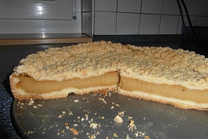 Streuselkuchen mit Pudding (Bild)
