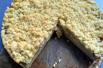 Rhabarberkuchen mit Vanillecreme und Streuseln (Bild)
