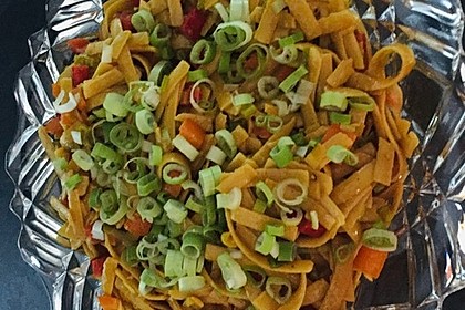 Spaghetti-Curry-Salat (Bild)