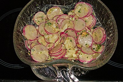Radieschensalat (Bild)