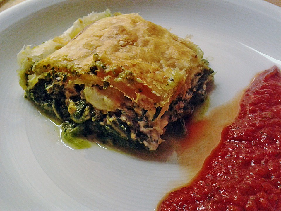 Spinat-Pita mit Tomatensauce - Ein tolles Rezept | Chefkoch Spinat-Pita mit Tomatensauce - Ein tolles Rezept | Chefkoch