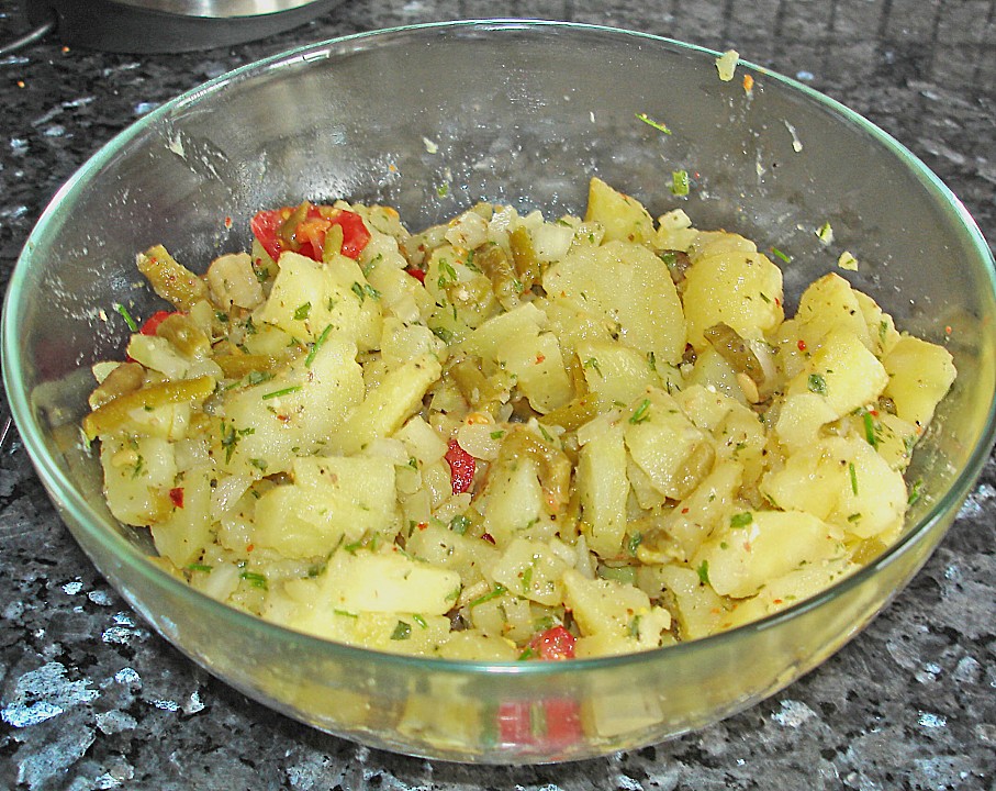 Kartoffelsalat mit Gurke und Tomate von Kruseraudie | Chefkoch