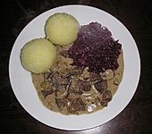 Wildschweingulasch (Bild)