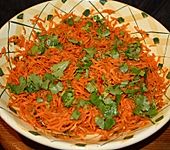 Karottensalat mit Ingwer und Koriander (Bild)