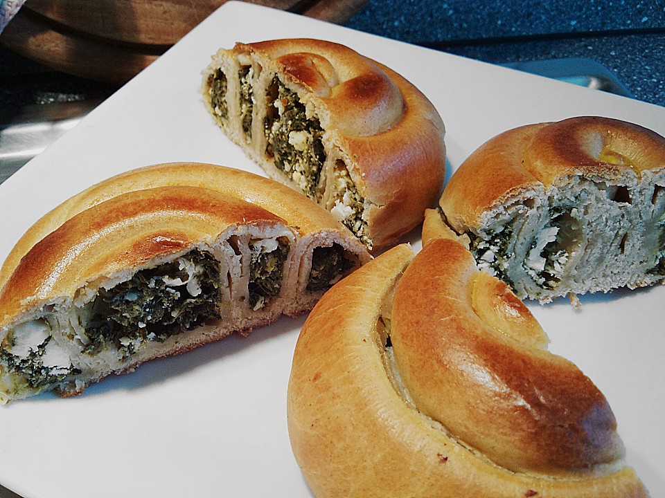 Griechische gefüllte Pita mit Spinat und Schafskäse von gloryous | Chefkoch