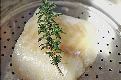 Töginger gedämpfter Kabeljau mit Orangensauce (Bild)