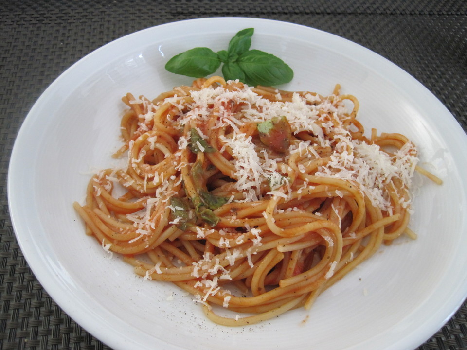 Spaghetti mit Knoblauch, Tomaten und Basilikum von Haselmaus00 | Chefkoch