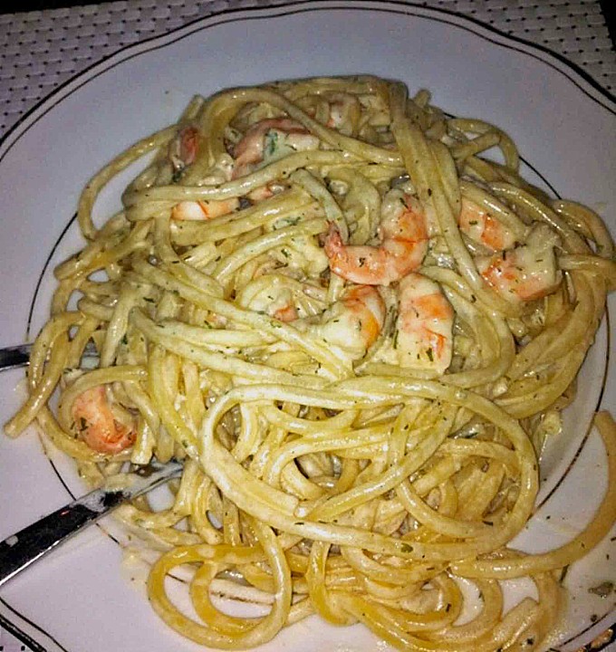 Spaghetti mit Garnelen in Zitronen-Butter-Soße von helloina | Chefkoch