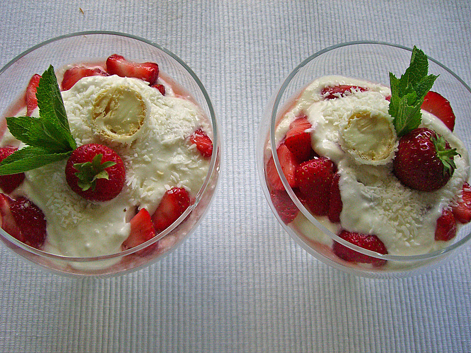 Erdbeer-Kokos-Dessert von badegast1 | Chefkoch