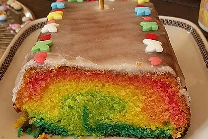 Regenbogenkuchen (Bild)