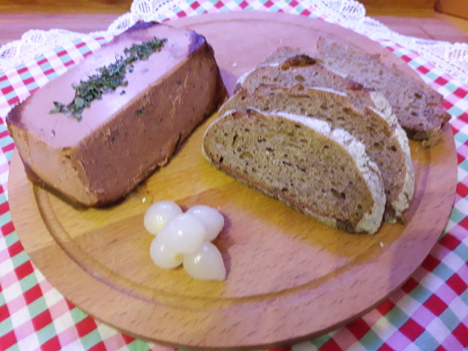 Leberpastete an Steinpilz-Kräuter-Olivenöl von BBQ-Queen | Chefkoch