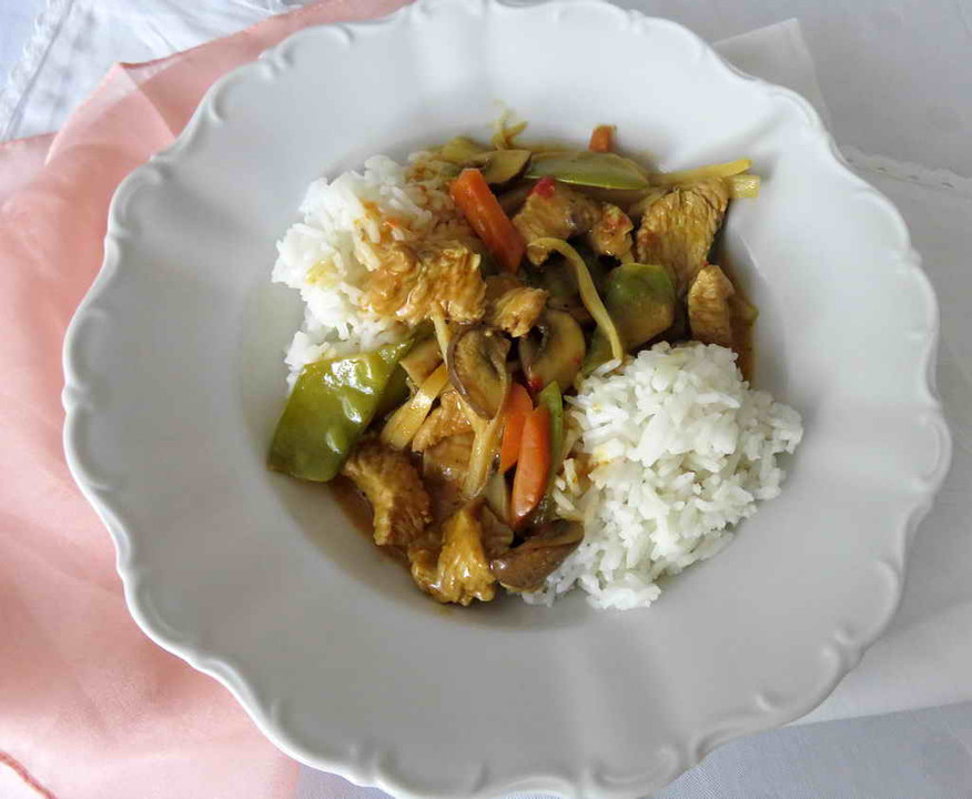 Putencurry mit Kokosmilch und Gemüse von pupsipia | Chefkoch