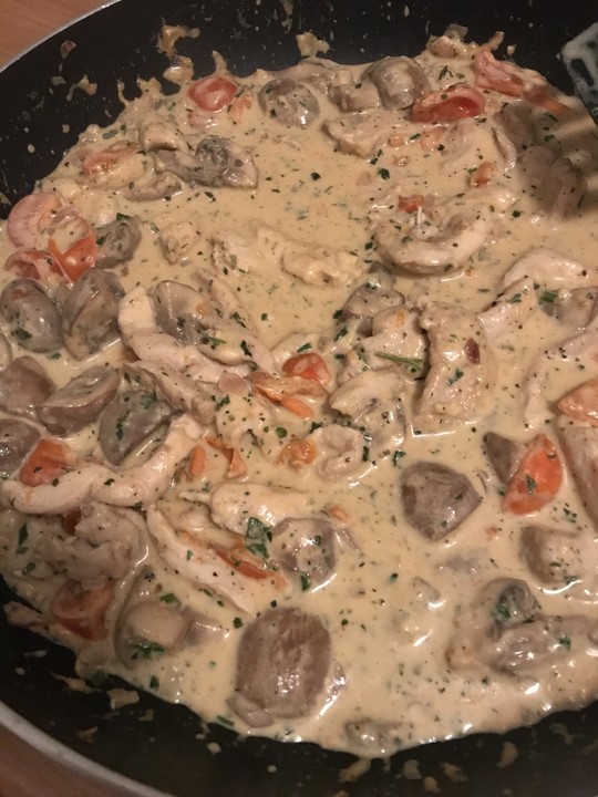 Geschnetzeltes mit Champignons in Frischkäse-Sauce von dbartel | Chefkoch