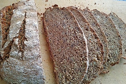 Leckeres Bauernbrot (Bild)