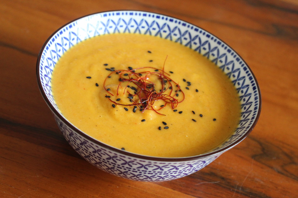 Kürbis-Karotten-Kokos-Ingwer Suppe von lala007lila | Chefkoch Kürbis-Karotten-Kokos-Ingwer Suppe von lala007lila | Chefkoch