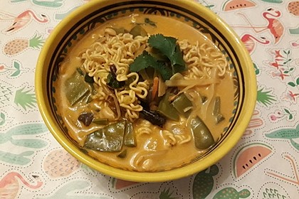 Schnelle asiatische Suppe (Bild)