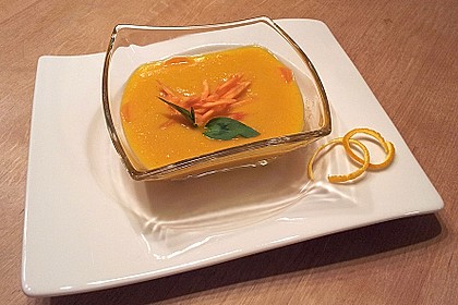 Orangen-Karotten Suppe (Bild)