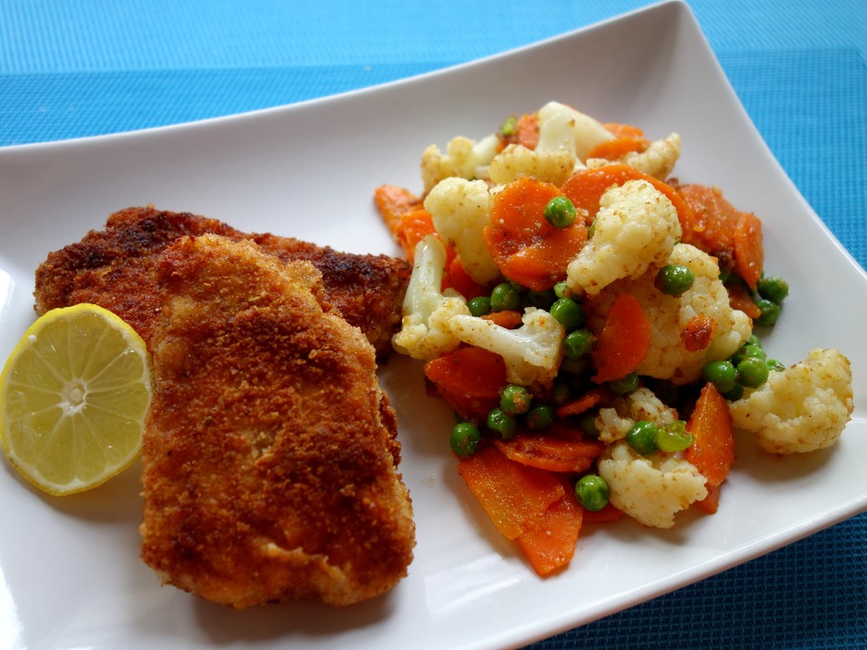 Schnitzelnuggets mit Buttergemüse und Kartoffelpüree von KochMaus667 ...