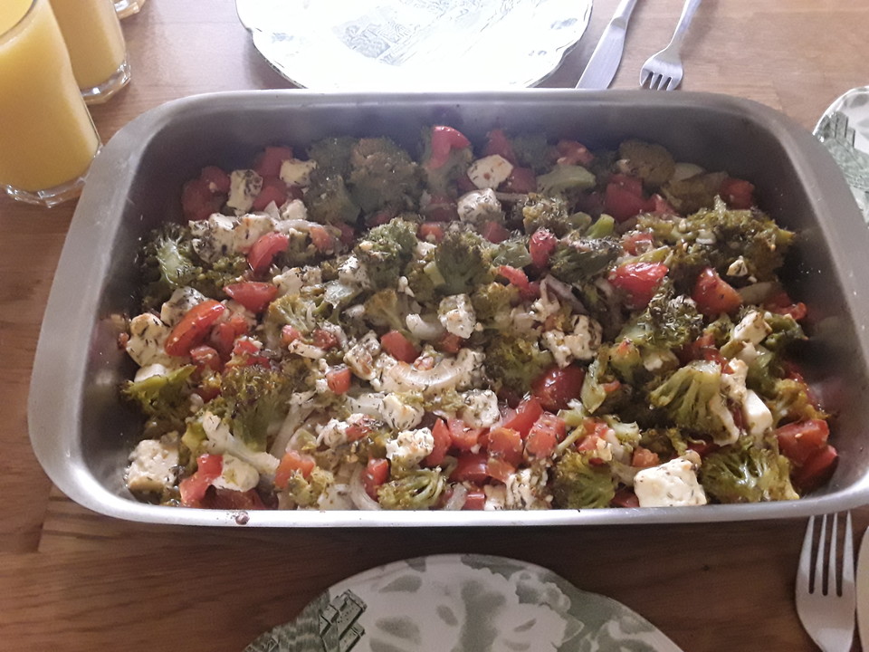 Brokkoli-Tomaten-Feta-Auflauf von s_kroete | Chefkoch Brokkoli-Tomaten-Feta-Auflauf von s_kroete | Chefkoch