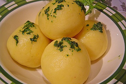 gekochte kartoffelknödel nach omas rezept