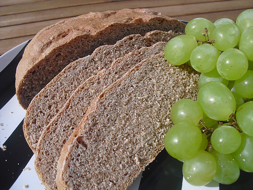 Dinkel-Vollkornbrot mit Sauerteig von camouflage165 | Chefkoch