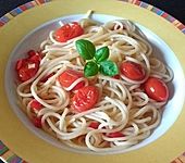 Spaghetti aglio e olio (Bild)
