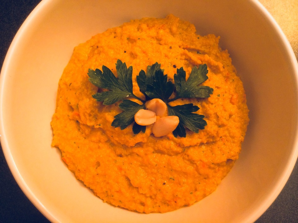 Erdnuss-Tomaten-Aufstrich von evilcook | Chefkoch