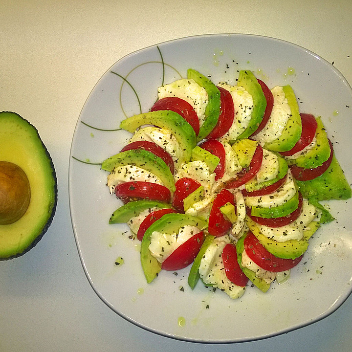 Avocado mit Tomate und Mozzarella von beawitt | Chefkoch