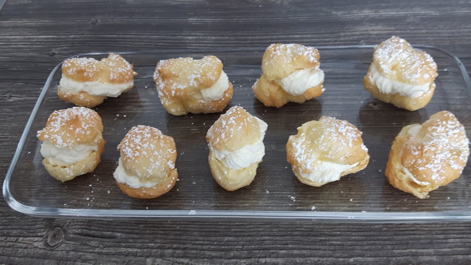 Windbeutel aus Brandteig von Chefkoch-Video | Chefkoch Windbeutel aus Brandteig von Chefkoch-Video | Chefkoch