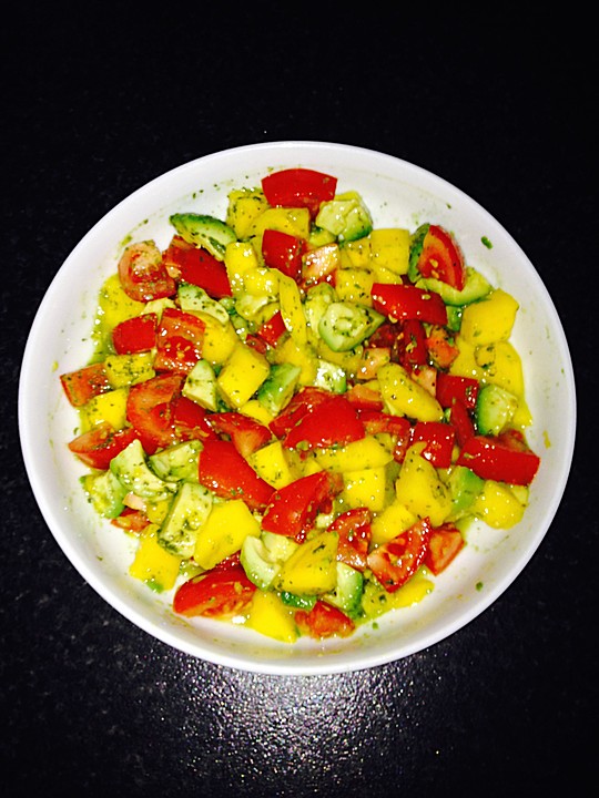 Mango-Tomate-Avocado Salat von Caryss | Chefkoch