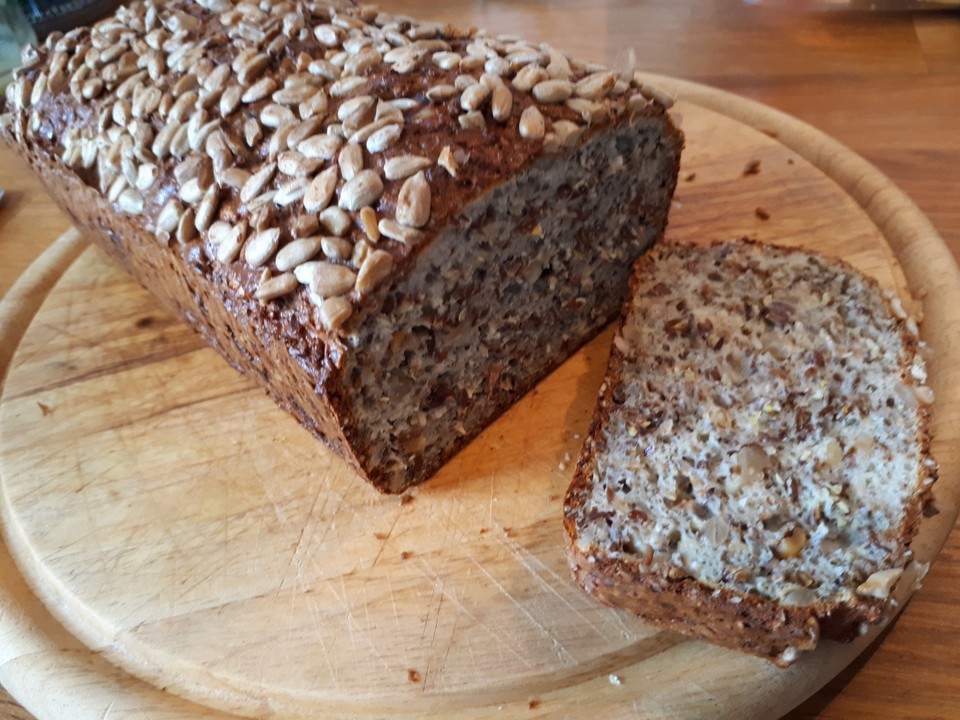 Low-Carb Brot Mit Sonnenblumenkernen Von Charlz | Chefkoch