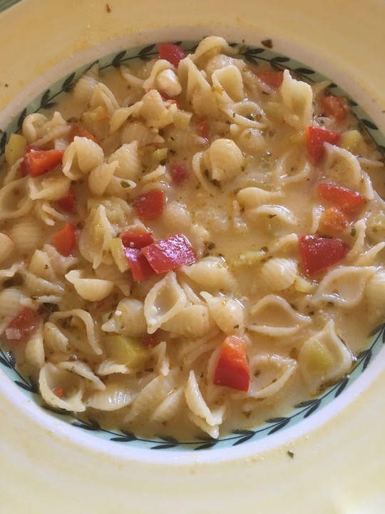 Griechische Suppe mit Schafskäse von Zickenpapa | Chefkoch