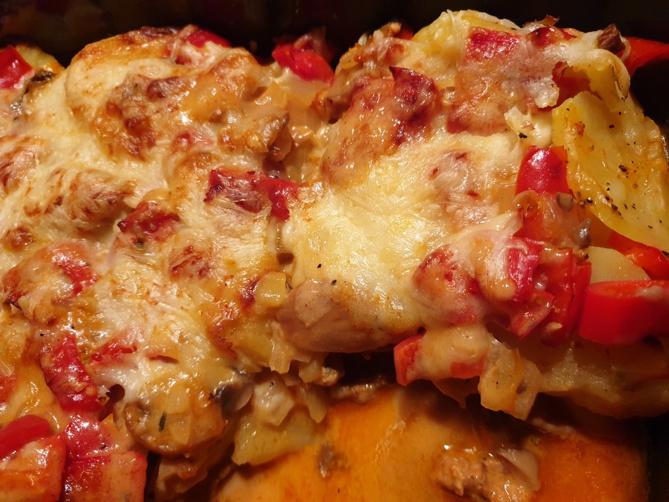 Gyros-Nudelauflauf in Metaxasoße von TF210308 | Chefkoch Gyros-Nudelauflauf in Metaxasoße von TF210308 | Chefkoch