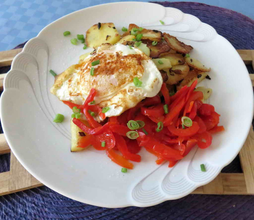 Paprikasalat mit Frühlingszwiebeln von Malar | Chefkoch