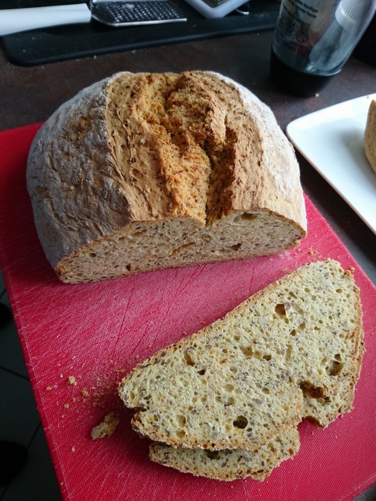 Dinkel-Karotten-Körner-Brot von Lisa__N | Chefkoch.de