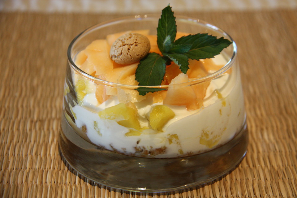 Galiamelone-Mango-Dessert mit Amarettini von patty89 | Chefkoch.de