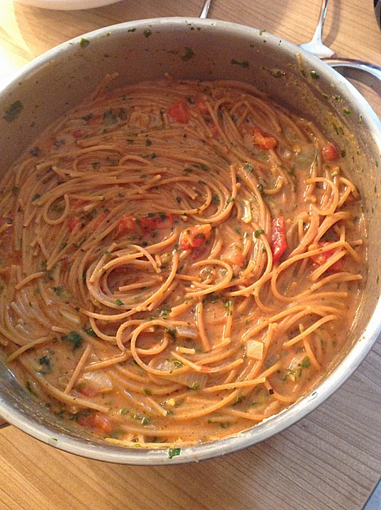 One-Pot-Pasta: Italienischer Wundertopf von NatuerlichLecker | Chefkoch One-Pot-Pasta: Italienischer Wundertopf von NatuerlichLecker | Chefkoch