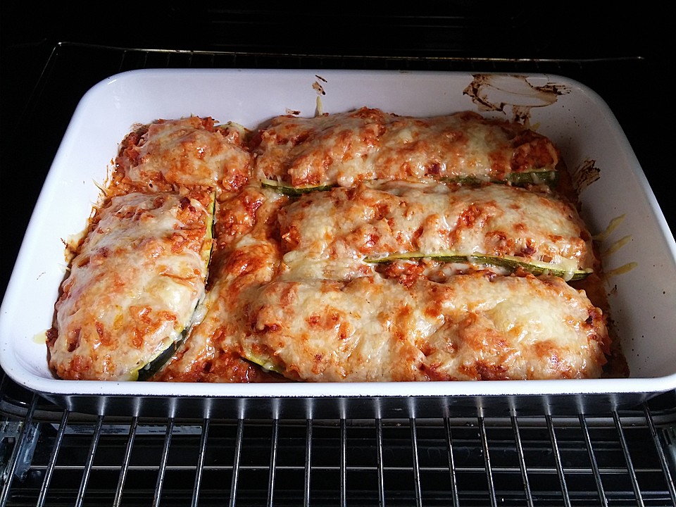 Gefüllte überbackene Zucchini von AnnaBecker | Chefkoch