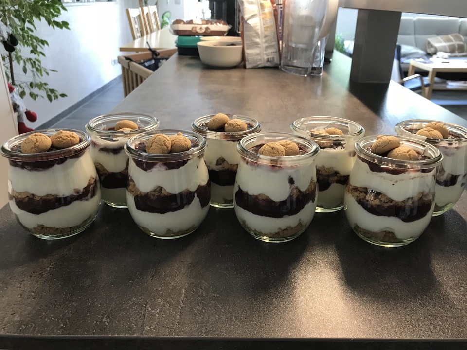 Heidelbeer Amarettini Dessert von NatuerlichLecker | Chefkoch