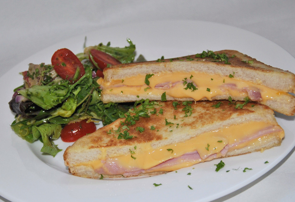 Schinken - Käse - Toast aus der Pfanne von Draconia | Chefkoch Schinken - Käse - Toast aus der Pfanne von Draconia | Chefkoch