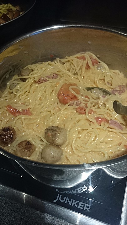 Cremige Spaghetti mit Mettbällchen von curryspice | Chefkoch